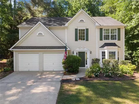 5760 Woodstone Dr, Cumming, GA 30028
