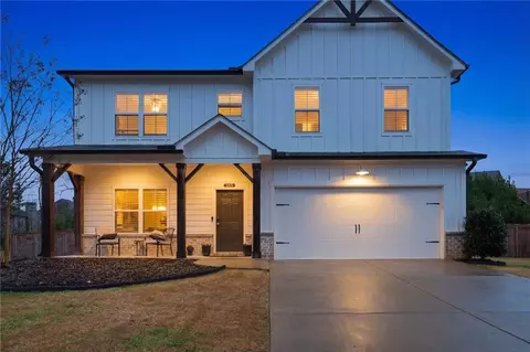Exterior - 168 Brookstone Park E, Acworth, GA 30101 photo 1 of 7