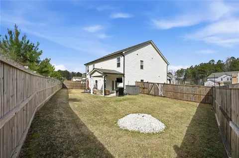 Exterior - 168 Brookstone Park E, Acworth, GA 30101 photo 7 of 8
