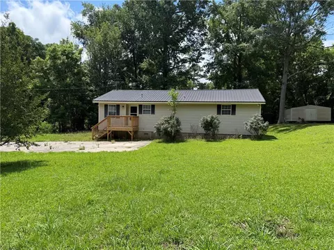 232 North St, Gray, GA 31032