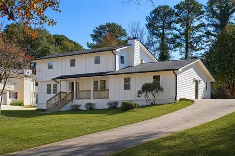 713 Pine Chase Ct, Lawrenceville, GA 30043
