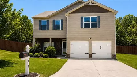 2522 Garnet Ave, Riverdale, GA 30296