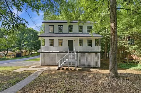 2772 Arctic Ct, Morrow, GA 30260