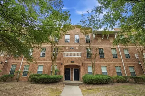 245 Amal Dr SW #1008, Atlanta, GA 30315