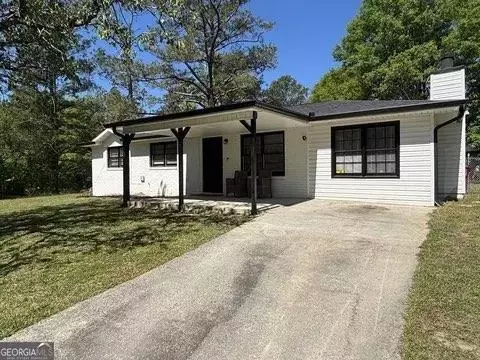 4621 Pinedale Dr, Macon, GA 31206