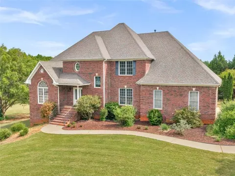 1302 Chester Pl, Mcdonough, GA 30252