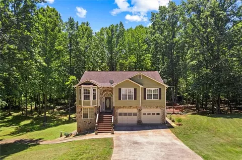 5310 Redfield Way, Flowery Branch, GA 30542