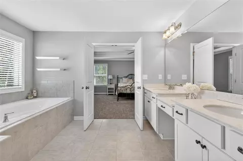 Entry Way - 3566 Bendleton Dr, Buford, GA 30519 photo 8 of 10
