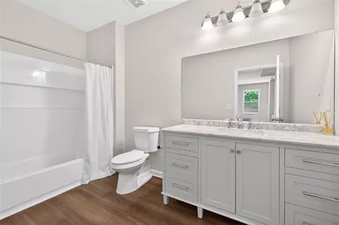 Bath - 3566 Bendleton Dr, Buford, GA 30519 photo 2 of 2