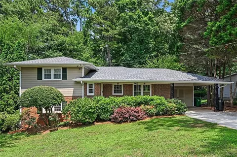 2632 Laurel Ridge Dr, Decatur, GA 30033