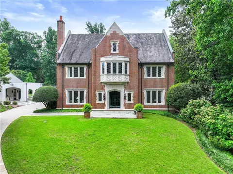 369 Pine Tree Dr NE, Atlanta, GA 30305