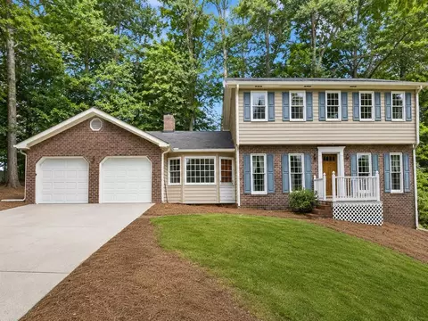 5215 Fox Hill Dr, Peachtree Corners, GA 30092
