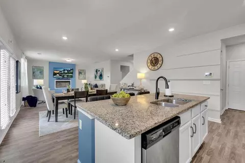 Kitchen - 45 Skipjack Ct, Covington, GA 30016 photo 1 of 2