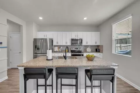 Kitchen - 45 Skipjack Ct, Covington, GA 30016 photo 2 of 2