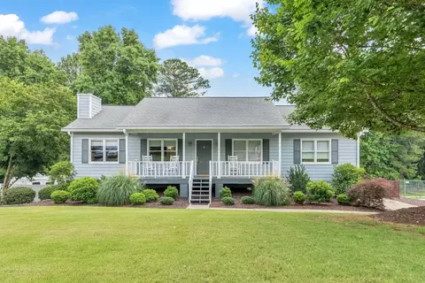 2652 Green Meadow Ln NE, Marietta, GA 30066