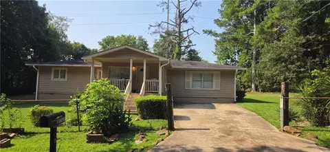 2933 Coffer Dr, Ellenwood, GA 30294