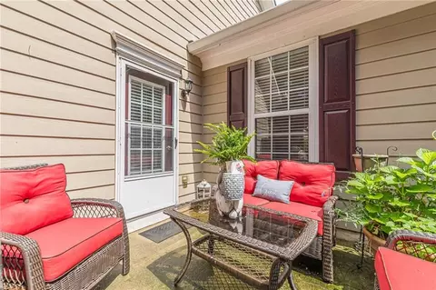 1132 Camry Cir, Dallas, GA 30157