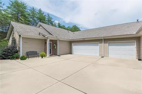 1132 Camry Cir, Dallas, GA 30157