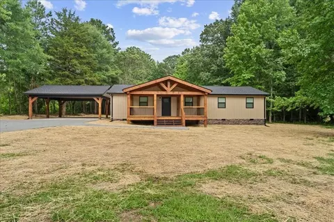 126 Church Rd SW, Calhoun, GA 30701
