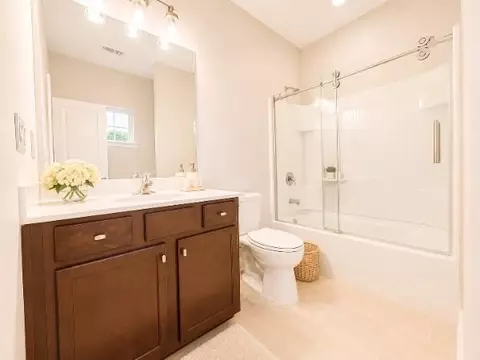 Bath - 2601 Arnold Palmer Way, Duluth, GA 30096 photo 1 of 3