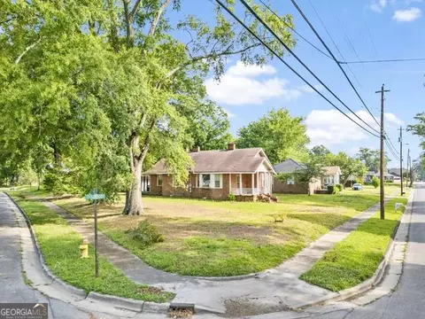 4 Dogwood St NE, Rome, GA 30161