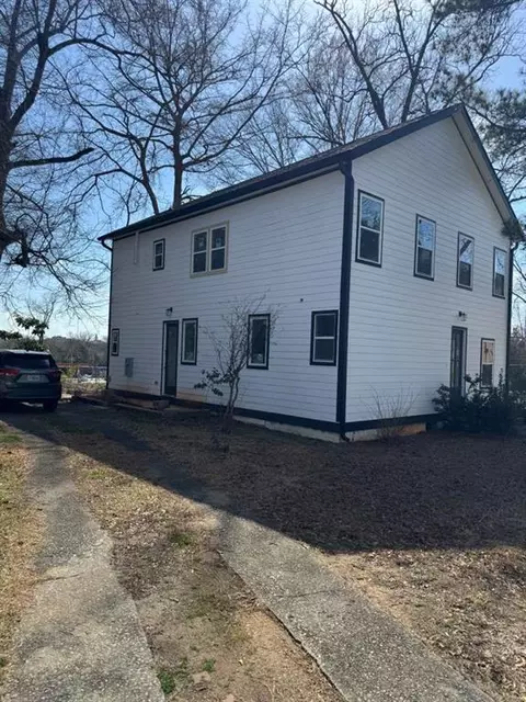 731 N Jefferson St NE, Milledgeville, GA 31061