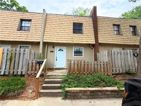 6424 Stone Ter, Morrow, GA 30260 photo 1