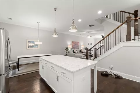 1372 Doublegate Dr, Atlanta, GA 30319 photo 9