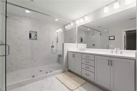 1372 Doublegate Dr, Atlanta, GA 30319 photo 14
