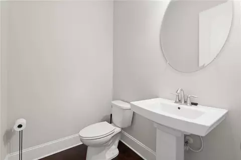 1372 Doublegate Dr, Atlanta, GA 30319 photo 11