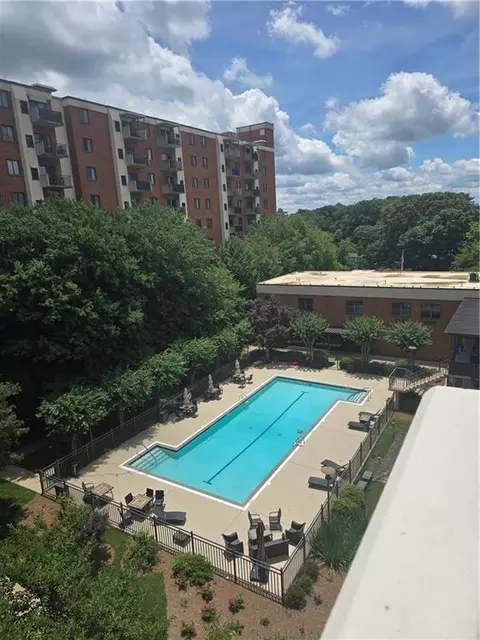 300 Johnson Ferry Rd #B608, Atlanta, GA 30328