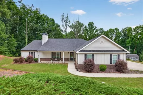Exterior - 561 Oconee Ln, Commerce, GA 30529 photo 15 of 16