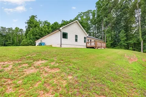 Exterior - 561 Oconee Ln, Commerce, GA 30529 photo 11 of 16