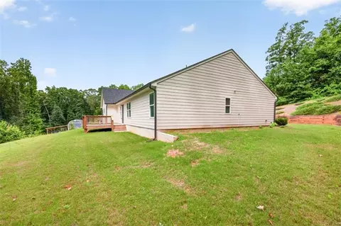 Exterior - 561 Oconee Ln, Commerce, GA 30529 photo 14 of 16