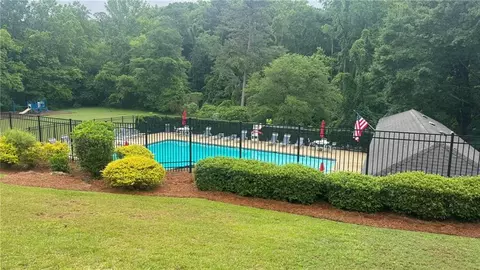 Exterior - 4291 Farmbrook Ln NE, Kennesaw, GA 30144 photo 7 of 8