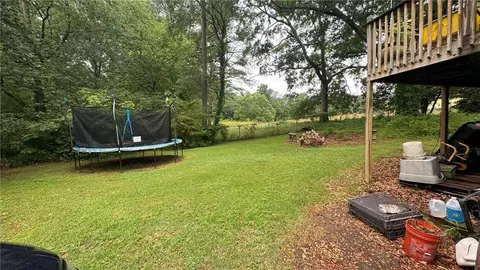 Exterior - 4291 Farmbrook Ln NE, Kennesaw, GA 30144 photo 4 of 8