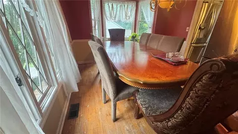 Dining - 4291 Farmbrook Ln NE, Kennesaw, GA 30144 photo 3 of 3