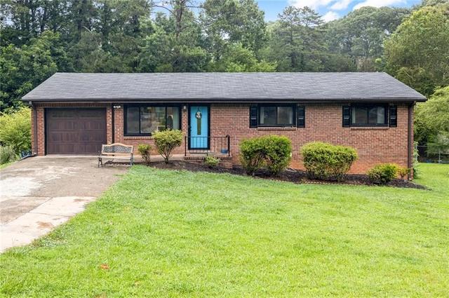 4155 Rebel Trail Dr, Douglasville, GA 30135