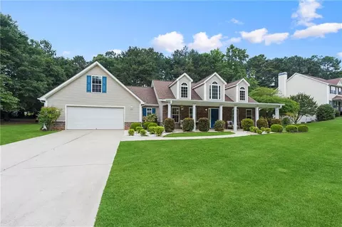 517 Annslee Ln, Loganville, GA 30052