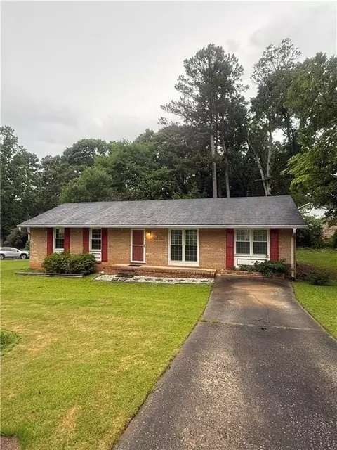 3000 Bay Berry Dr SW, Marietta, GA 30008