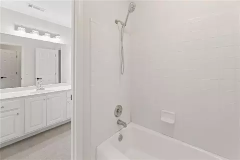 Bath - 35 Cornish Trace Dr, Covington, GA 30014 photo 6 of 7