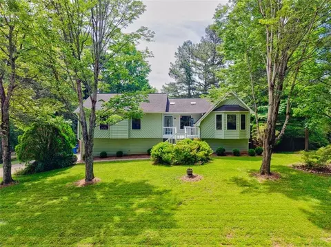 3460 Deerfield Ln NW, Kennesaw, GA 30144