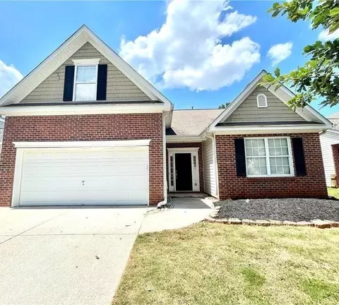 360 Clairidge Ln, Lawrenceville, GA 30046