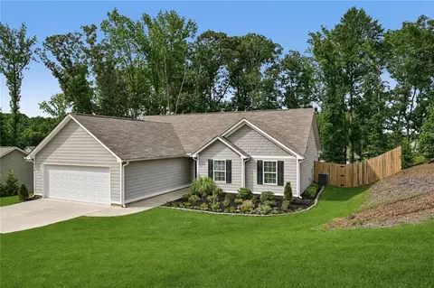 Exterior - 308 Katie Ln, Commerce, GA 30529 photo 3 of 8