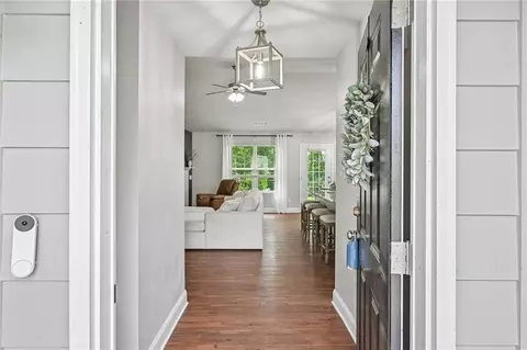 Entry Way - 308 Katie Ln, Commerce, GA 30529 photo 1 of 20