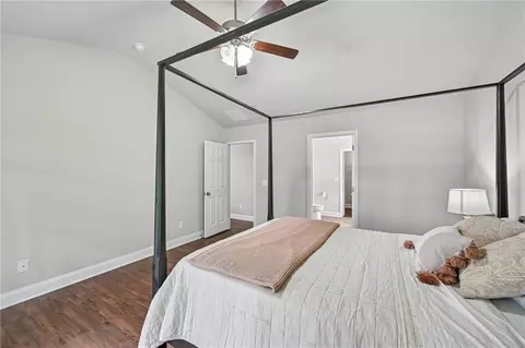 Bedroom - 308 Katie Ln, Commerce, GA 30529 photo 3 of 7