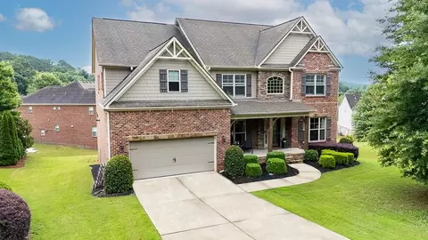 446 Nottingham Dr, Marietta, GA 30066