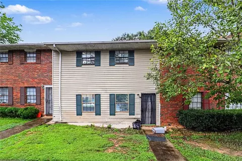 6354 Shannon Pkwy #15C, Union City, GA 30291