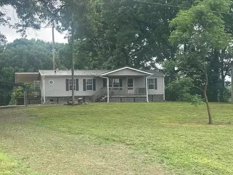 749 Chambers Rd, Commerce, GA 30530