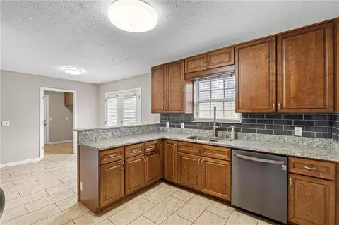 133 Harold Dr, Mcdonough, GA 30253 photo 12